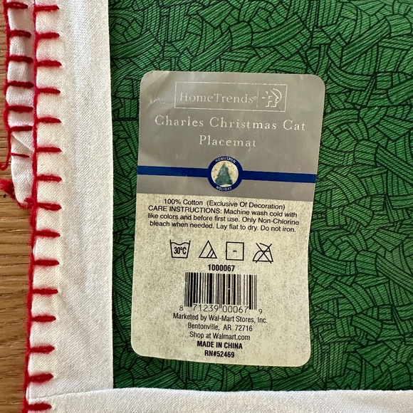 Set of 4 HomeTrends  Charles Christmas Cat Placemat - Picture 4 of 7